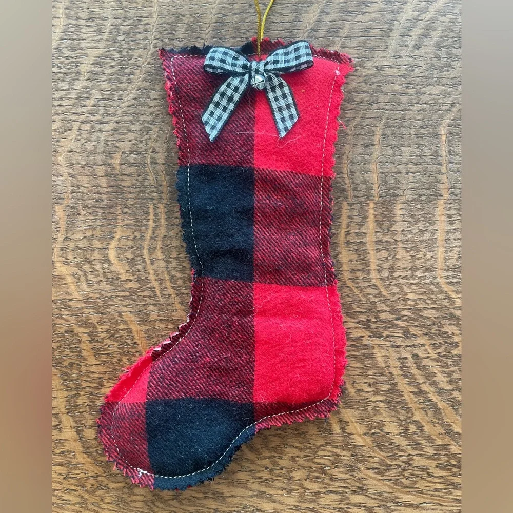 Plaid Christmas Tree and Stocking Ornaments Set/6. New. - Picture 4 of 7